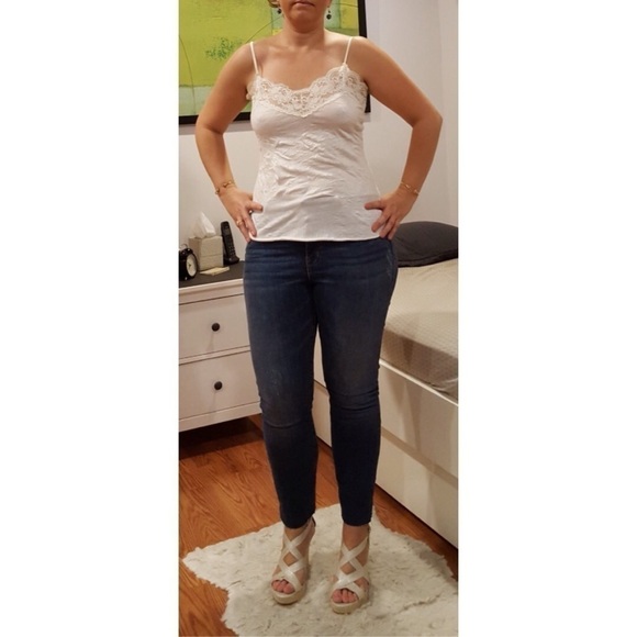 💕ARDEN B💕 White Camisole with Lace Trim - Picture 4 of 6